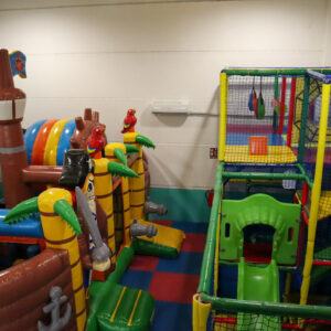 9.zona-infantil-haz-tu-party-nave-alcorcon